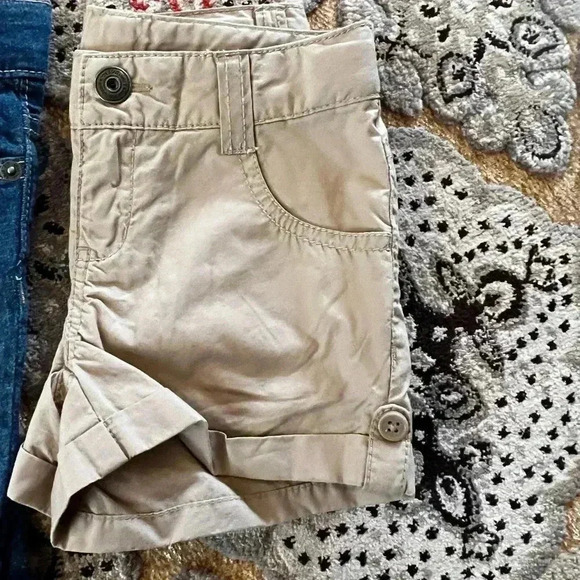 GIRLS LOT OF SHORTS & CAPRI ALL SIZE 4 - Picture 6 of 13